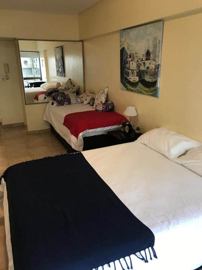 Appartamento Rancho Tanguero En El Obelisco En Corrientes 818 Buenos Aires Esterno foto