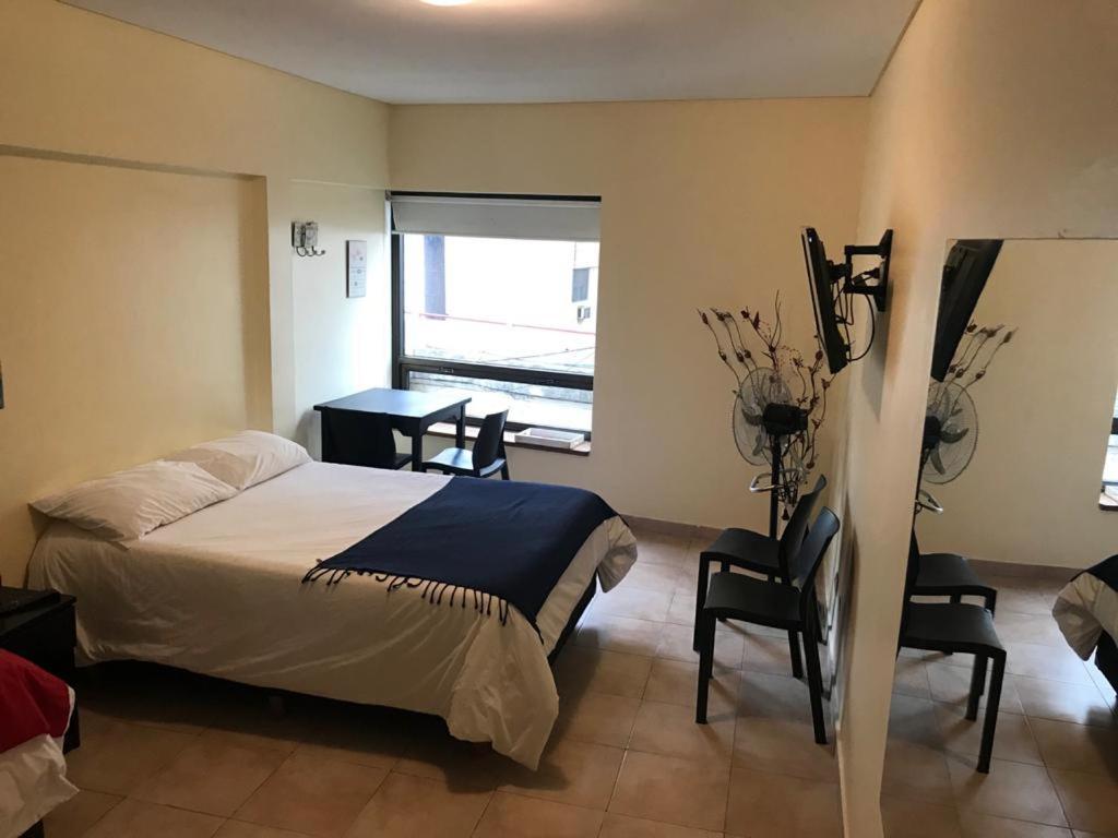 Appartamento Rancho Tanguero En El Obelisco En Corrientes 818 Buenos Aires Esterno foto