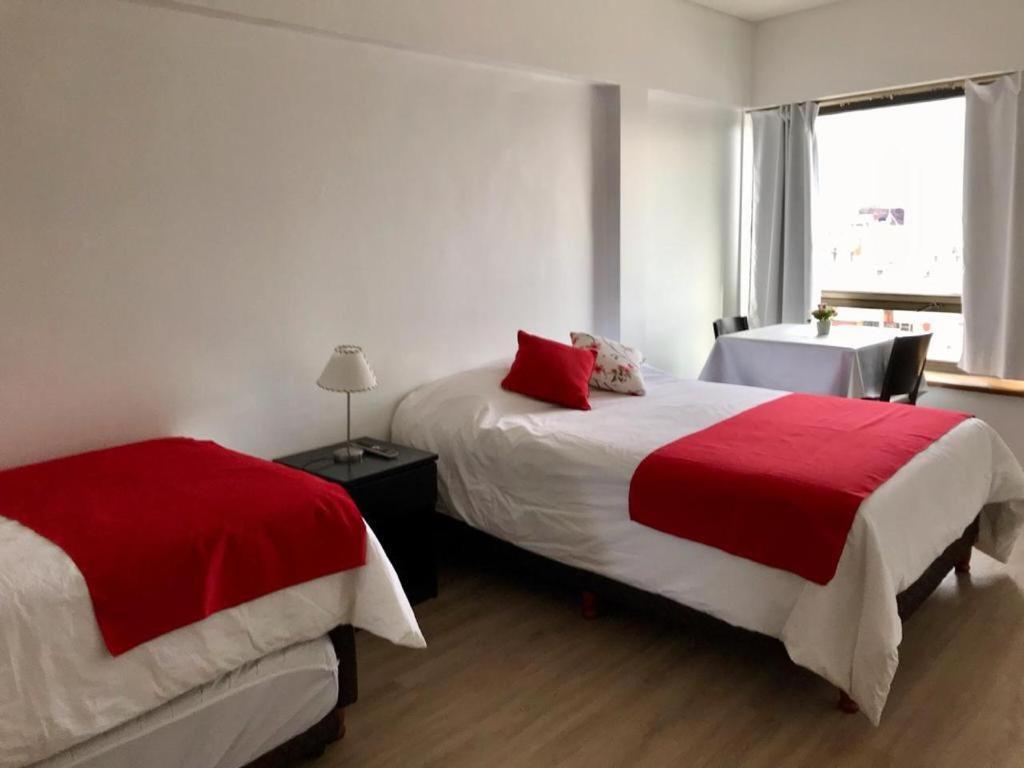Appartamento Rancho Tanguero En El Obelisco En Corrientes 818 Buenos Aires Esterno foto